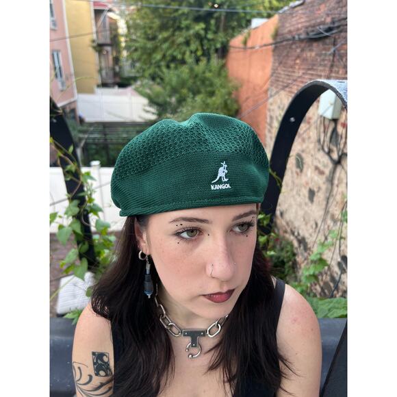 *VERY RARE* KANGOL BERET HAT - Picture 1 of 2
